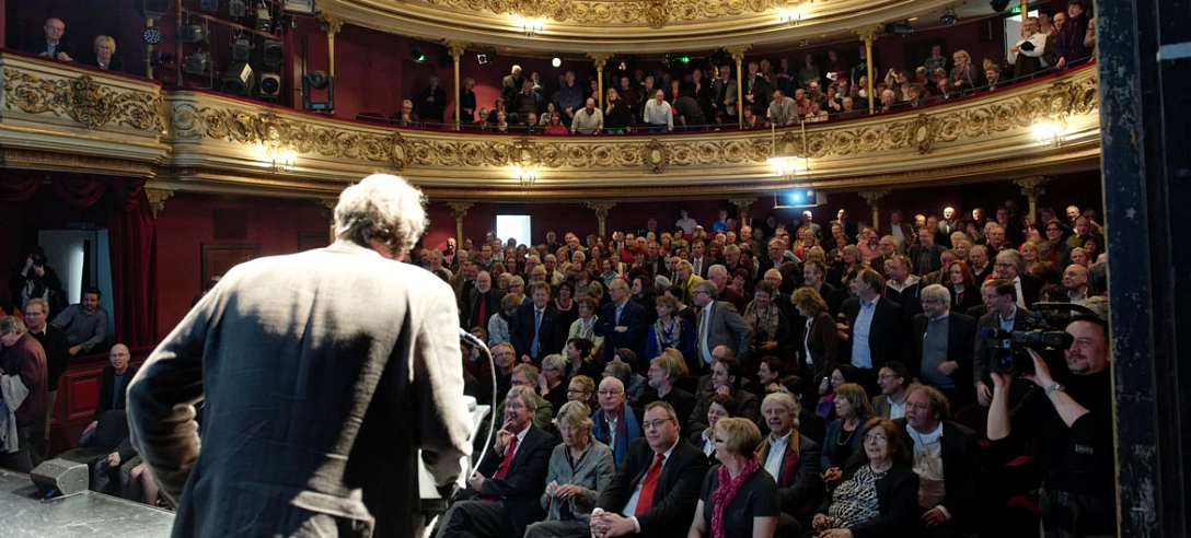 Publikum im Deutschen Theater
